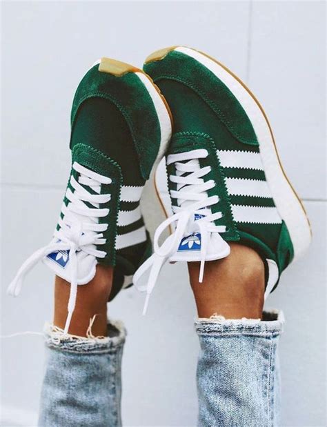 trend schuhe adidas|Adidas trendy shoes.